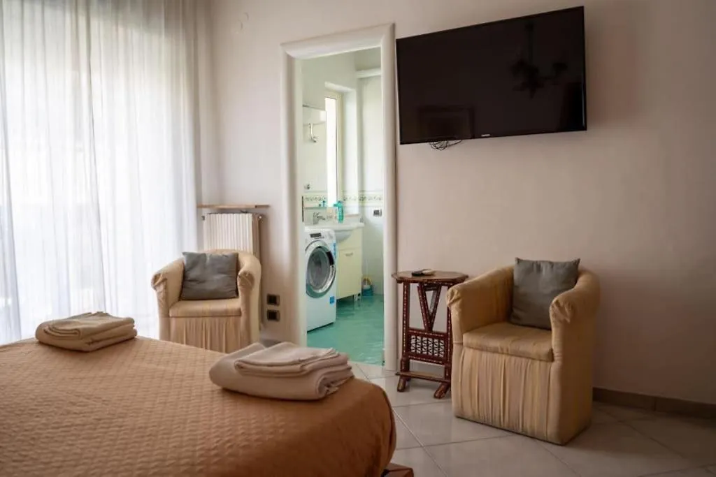 Super Elegante Napoli Centro Con Posto Auto E Wifi Veloce Apartment Naples